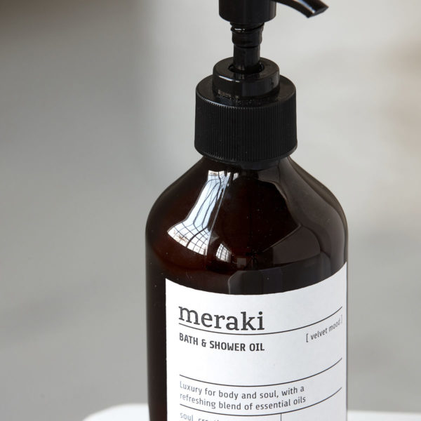 Bath & Shower Oil Velvet Mood von Meraki