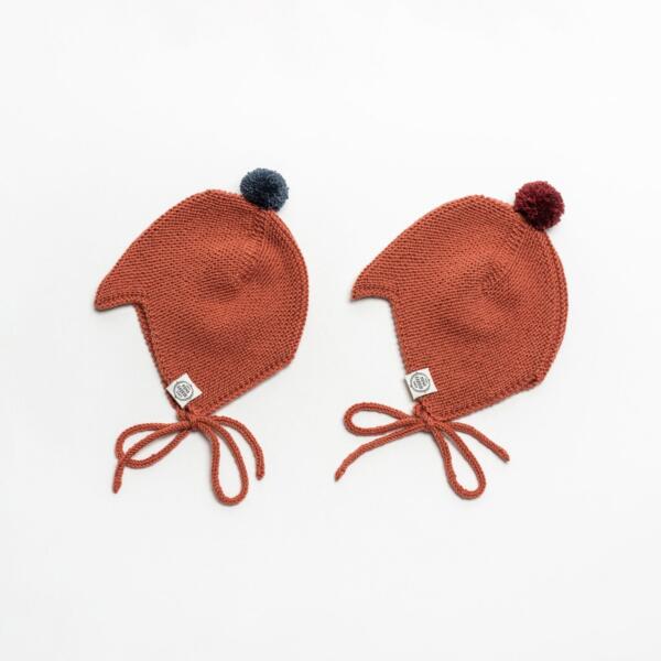 Mütze Baby Asta & August Merino Terracotta von Mini Fabrik