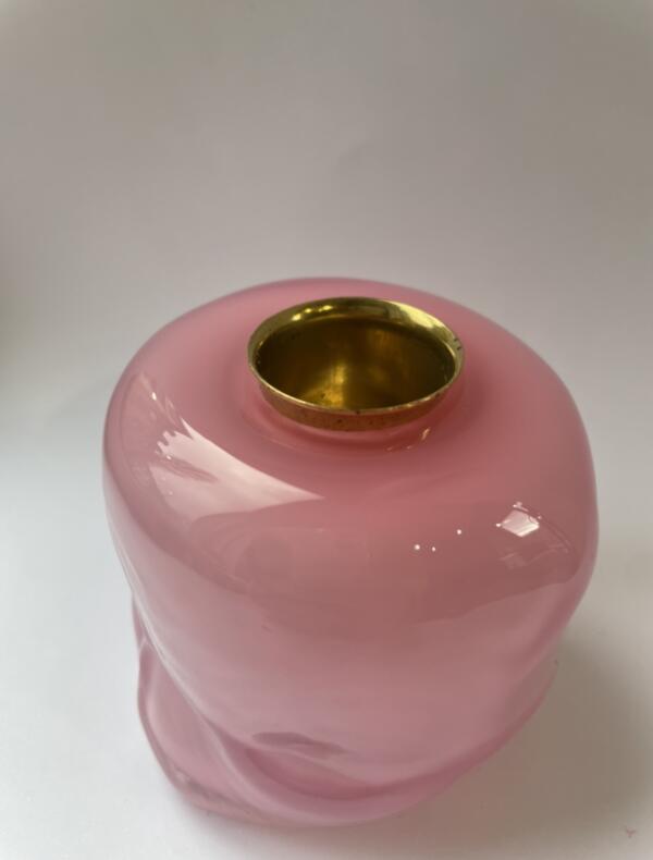 Tidal Kerzenhalter klein Opal Pink von Glass Blow